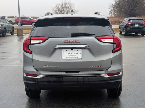 Used 2023 GMC Terrain AT4 image 5