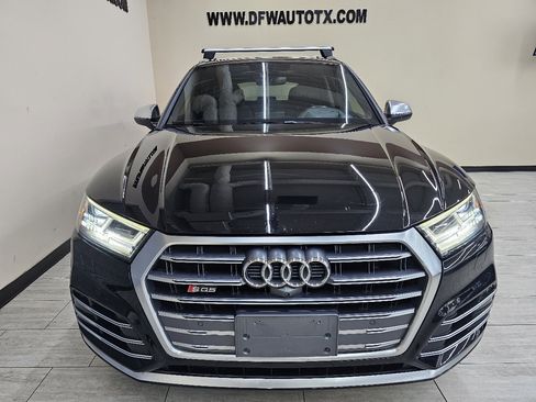 Used 2018 Audi SQ5 Prestige w/ Prestige Package image 3