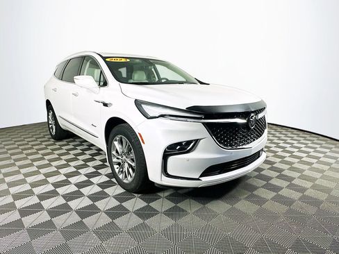 Used 2023 Buick Enclave Avenir w/ Avenir Technology Package AWD/4WD image 2