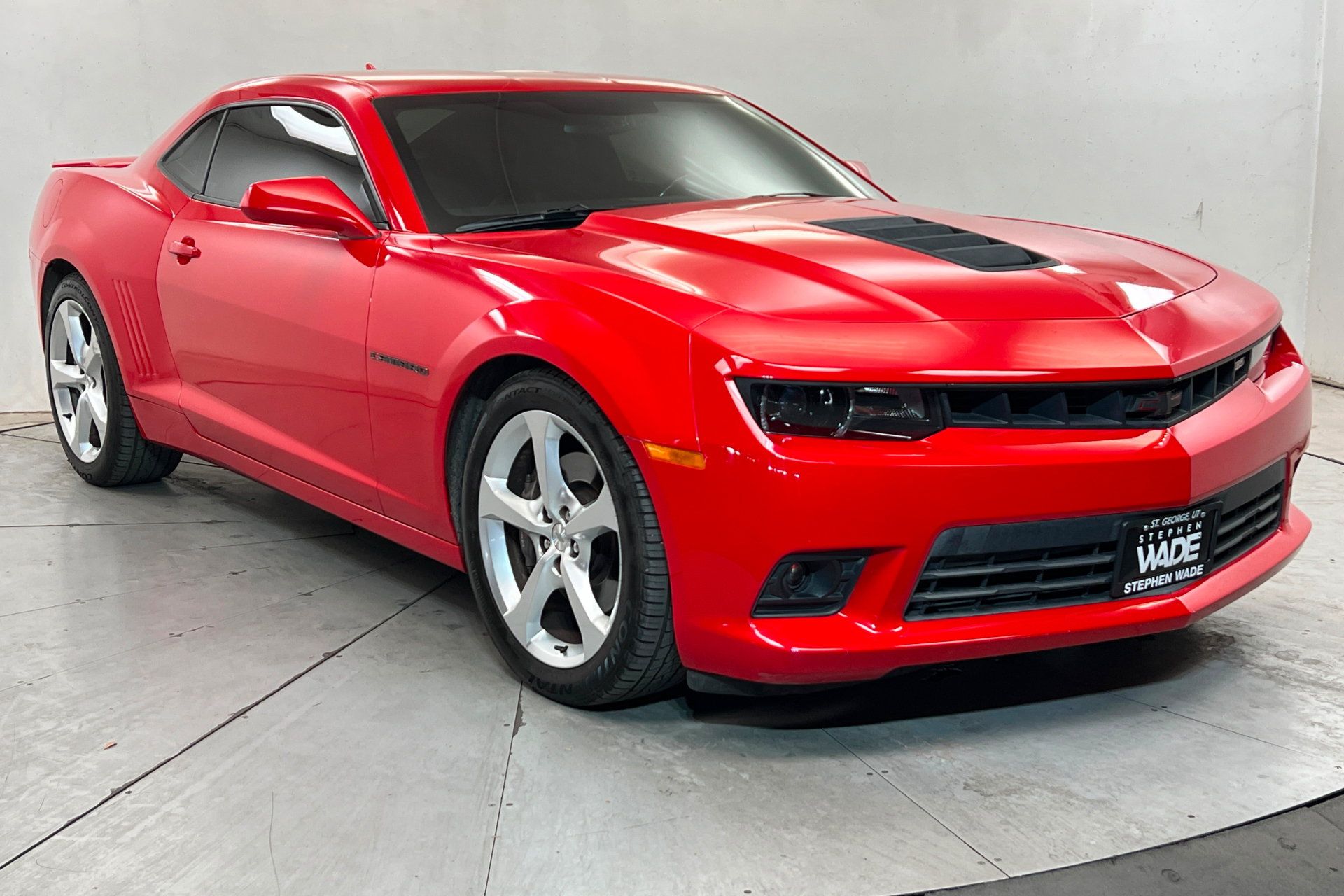 Used 2015 Chevrolet Camaro SS w/ RS Package RWD image 8