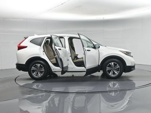 Used 2019 Honda CR-V LX image 4