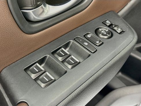 Certified 2023 Honda Pilot Elite image 18