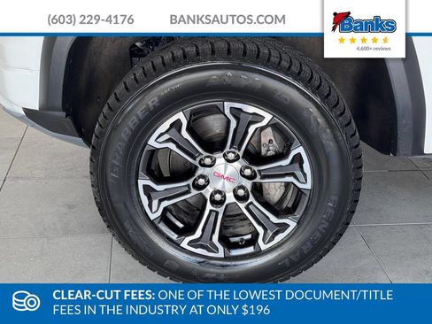Certified 2024 GMC Canyon AT4 w/ AT4 Premium Package AWD/4WD image 4