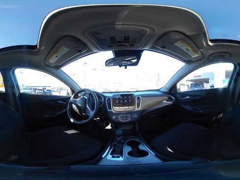 Used 2024 Chevrolet Malibu LT image 44