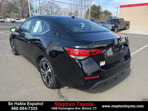 Used 2020 Nissan Sentra SV image 5