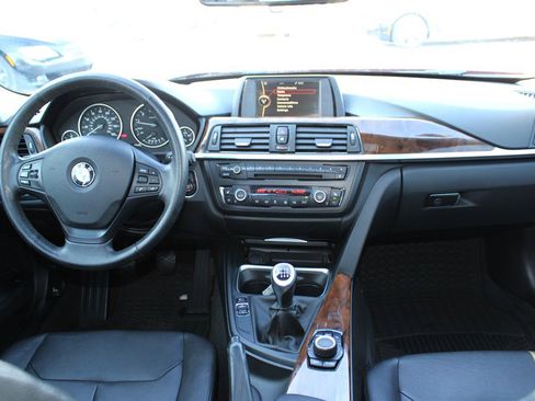 Used 2013 BMW 335i xDrive Sedan image 11