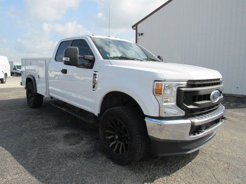 Used 2020 Ford F250 XL w/ Power Equipment Group AWD/4WD image 9