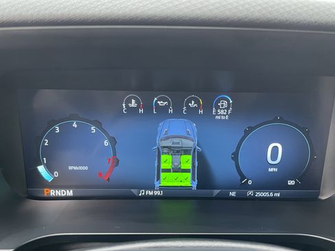 Used 2024 Ford F150 Lariat w/ FX4 Off-Road Package image 19