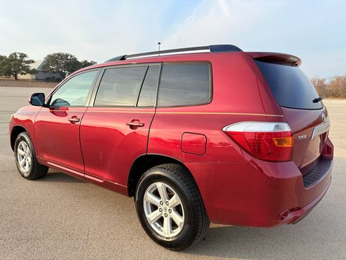 Used 2008 Toyota Highlander FWD 4dr Base (Natl) image 46