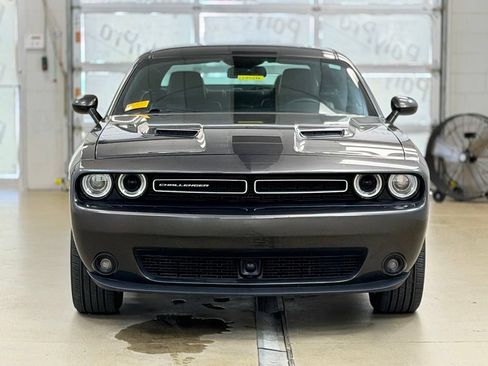 Used 2018 Dodge Challenger GT w/ Technology Group AWD/4WD image 2