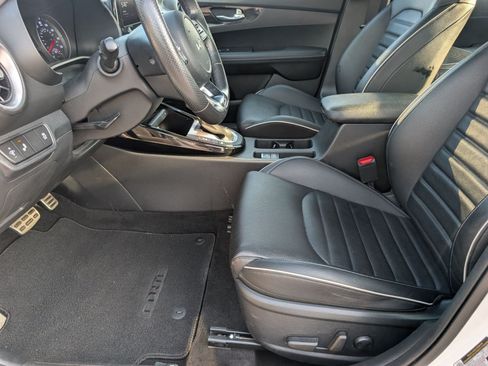 Used 2024 Kia Forte GT-Line w/ GT-Line Premium Package FWD image 14
