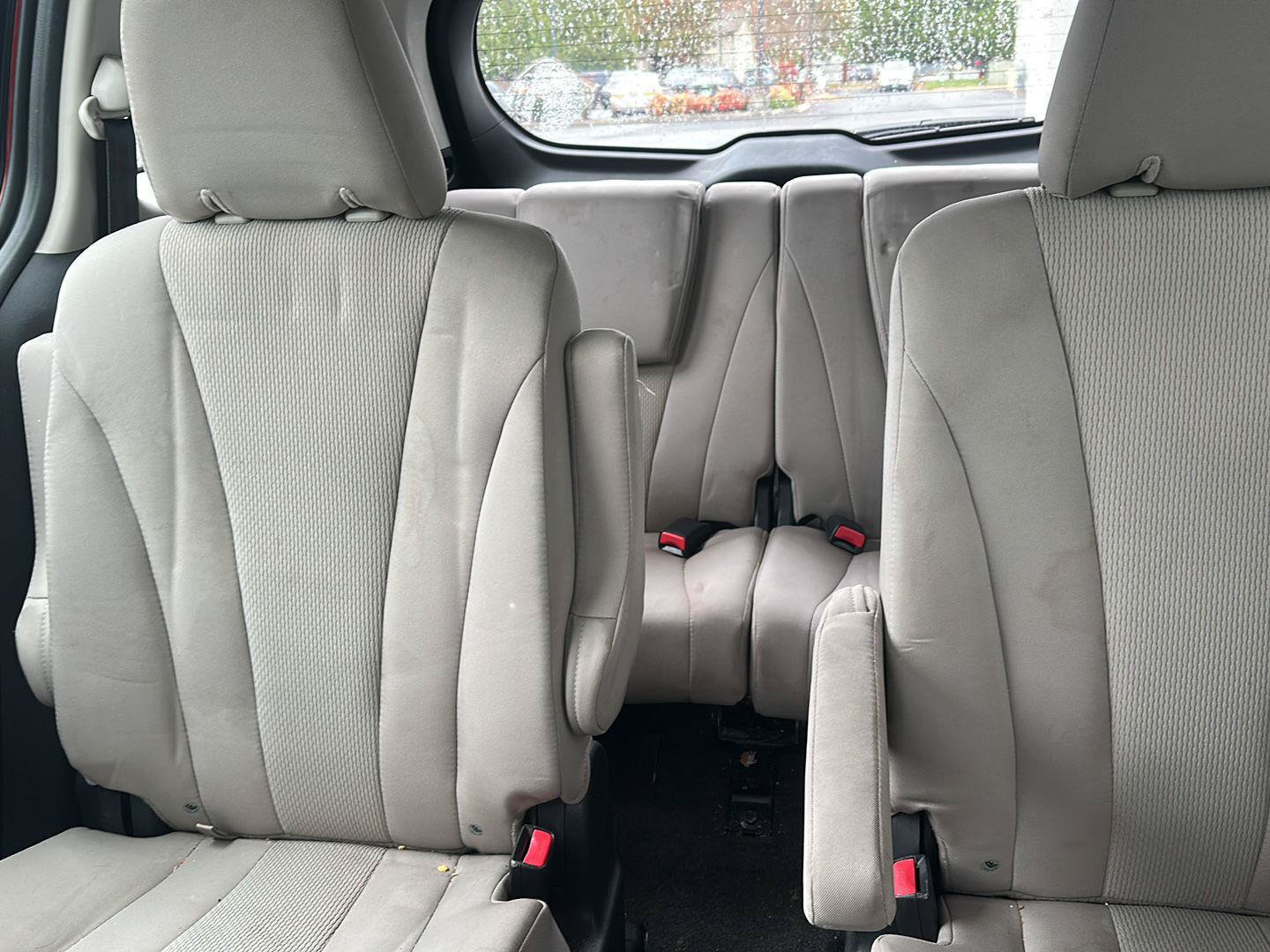 Used 2014 MAZDA MAZDA5 Touring FWD image 15