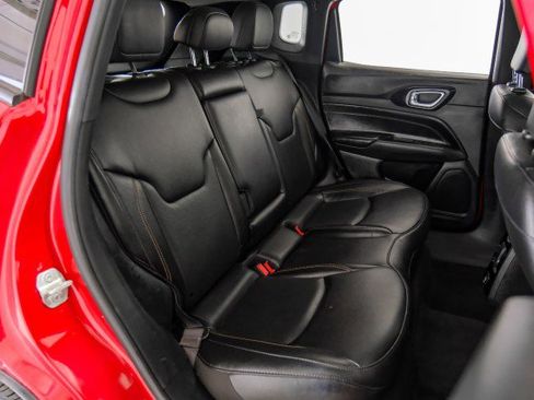 Used 2023 Jeep Compass Limited image 39