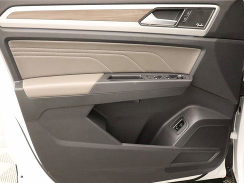 Certified 2021 Volkswagen Atlas SEL Premium AWD/4WD image 18