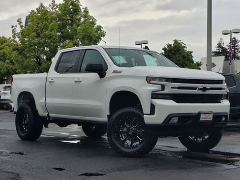 Used 2019 Chevrolet Silverado 1500 RST w/ All-Star Edition AWD/4WD image 2