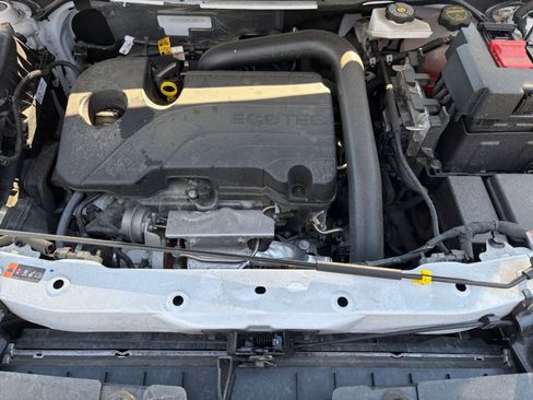Used 2025 Chevrolet Equinox LT FWD image 31