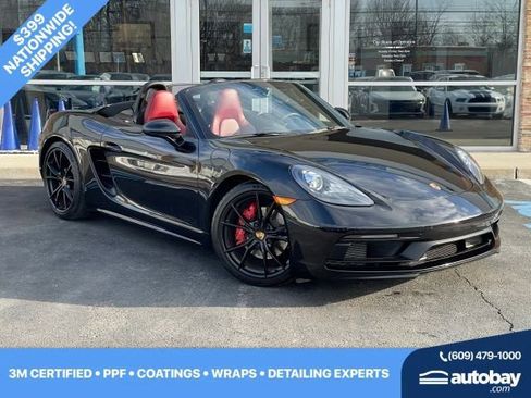 Used 2018 Porsche 718 Boxster GTS image 1
