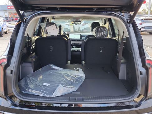 New 2025 Kia Telluride EX w/ EX Captain's Chair Package image 4