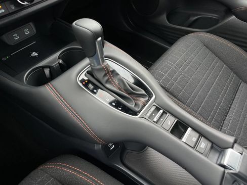 Certified 2026 Honda HR-V Sport image 19