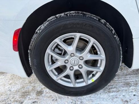 New 2026 Chrysler Pacifica Select image 7