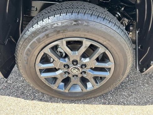 Used 2025 Toyota Tundra Platinum image 30