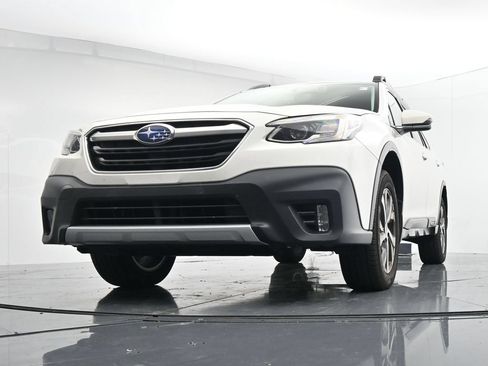 Used 2022 Subaru Outback Limited w/ Popular Package #2 AWD/4WD image 31