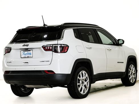 Used 2025 Jeep Compass Limited AWD/4WD image 6