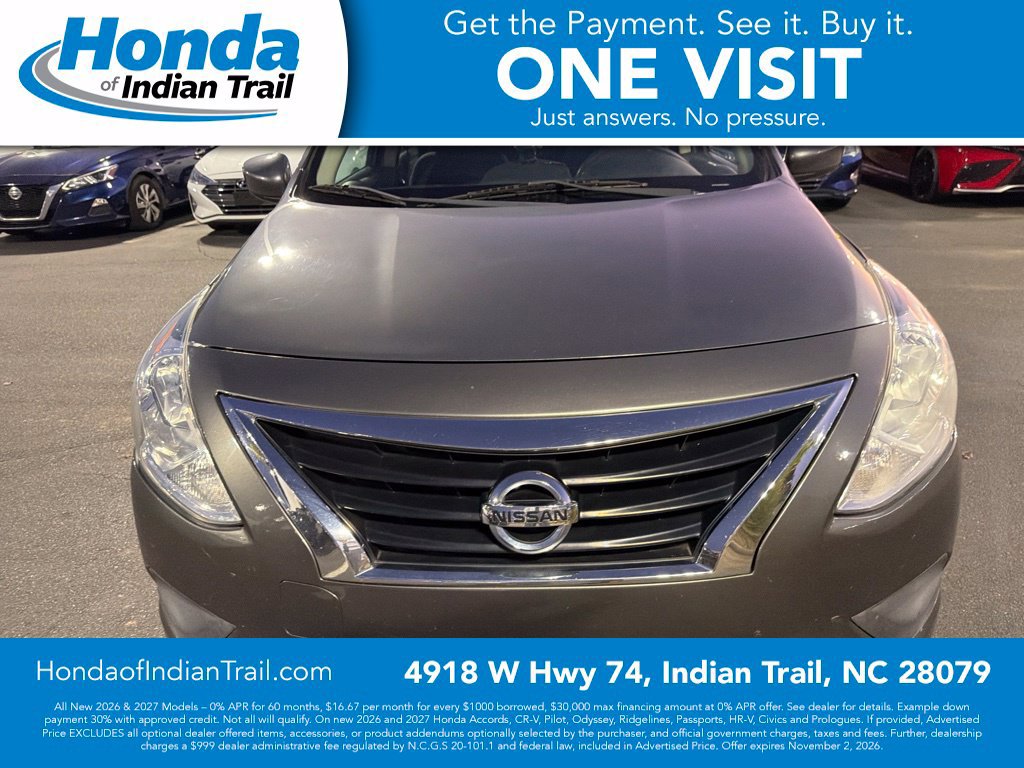 Used 2017 Nissan Versa SV FWD image 2