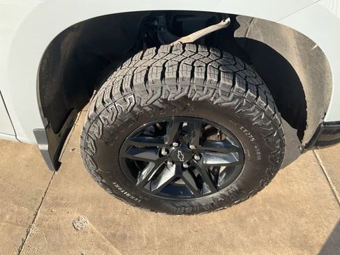 Used 2024 Chevrolet Silverado 1500 LT Trail Boss w/ Convenience Package II image 36