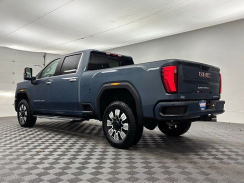 New 2025 GMC Sierra 2500 Denali w/ Denali Reserve Package image 12