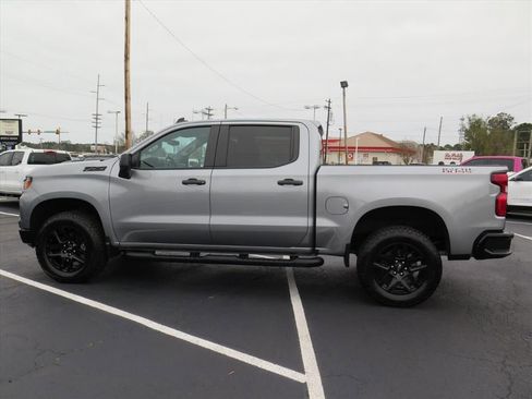 Used 2023 Chevrolet Silverado 1500 Custom Trail Boss w/ LPO, Dark Essentials Package image 6