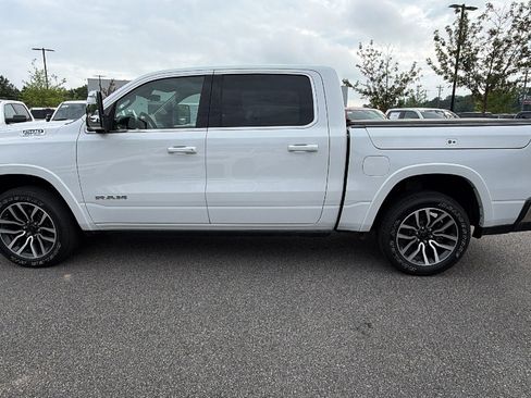 Used 2025 RAM 1500 Limited AWD/4WD image 11