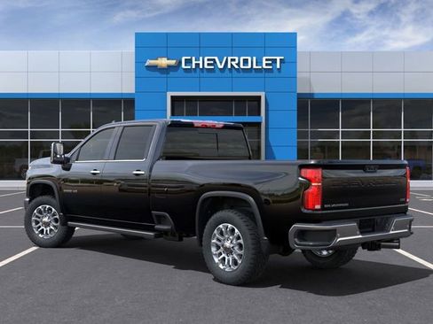 New 2025 Chevrolet Silverado 2500 LTZ w/ LTZ Convenience Package AWD/4WD image 3