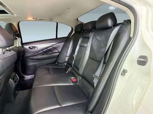 Used 2021 INFINITI Q50 Luxe w/ Cargo Package RWD image 15