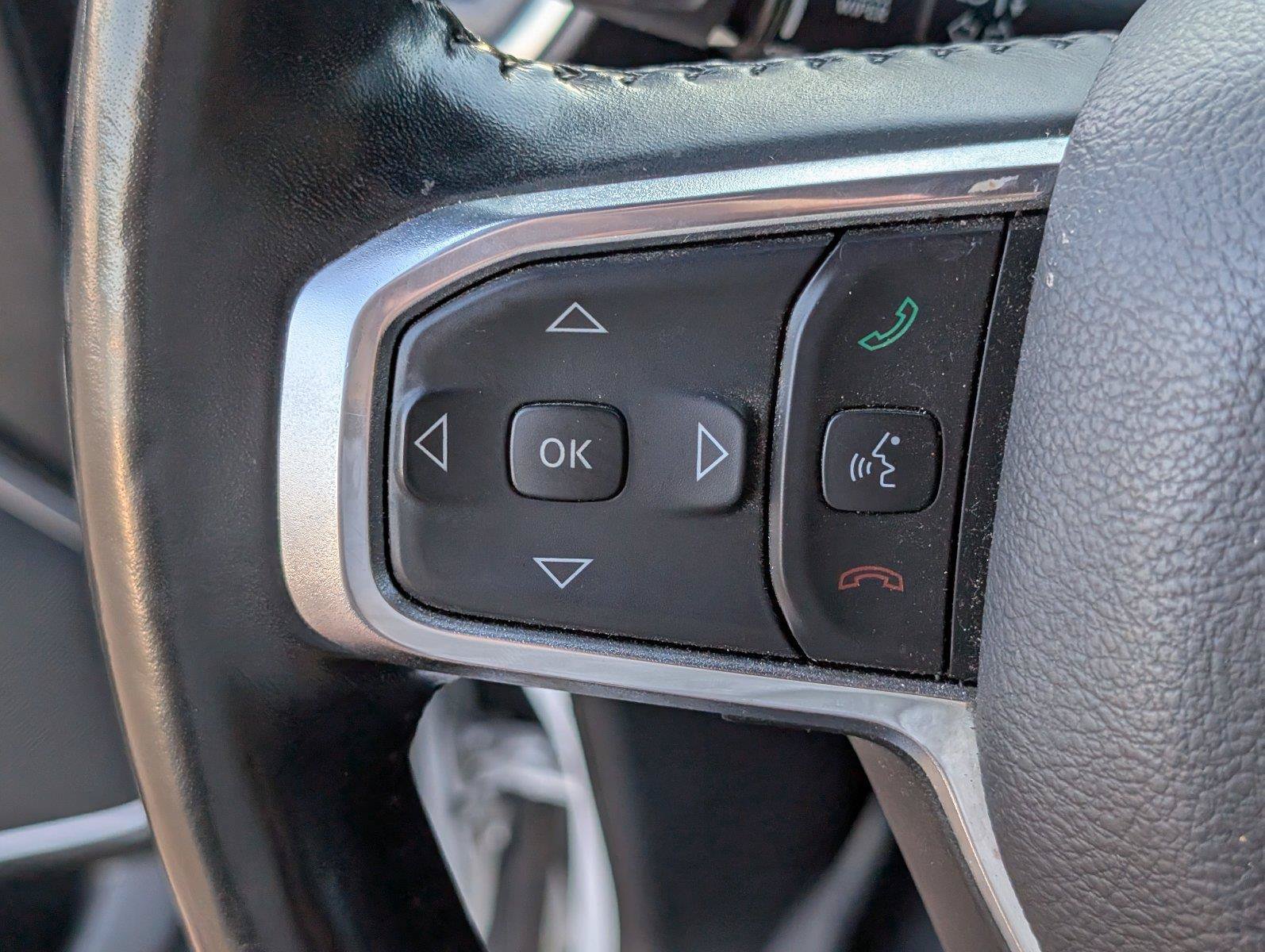 Used 2021 RAM 1500 Laramie AWD/4WD image 29