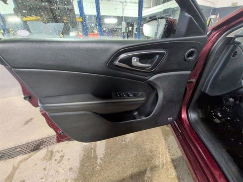 Used 2016 Chrysler 200 C w/ Sun & Sound Group image 15