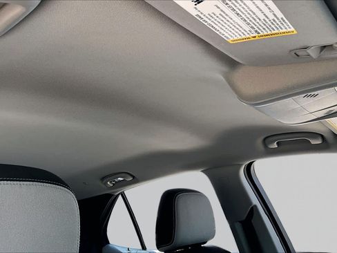 Used 2020 Chevrolet Equinox LS FWD image 12