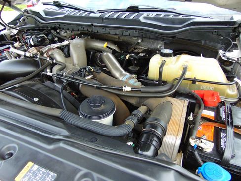 Used 2020 Ford F250 XL w/ Power Equipment Group AWD/4WD image 42