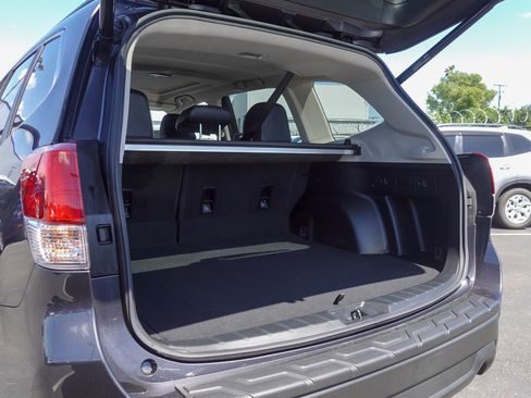 Used 2019 Subaru Forester Limited image 25