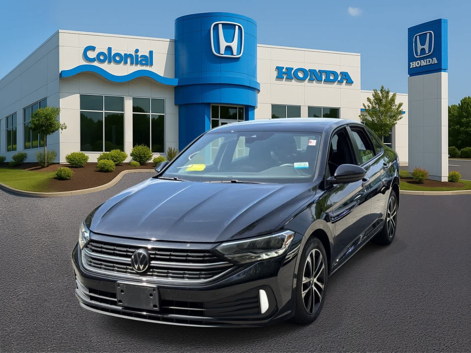 Used 2024 Volkswagen Jetta Sport FWD image 1