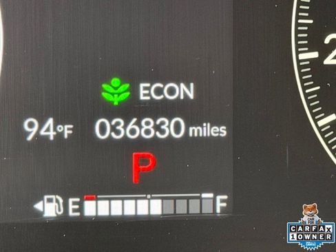 Used 2024 Honda Pilot Touring image 8