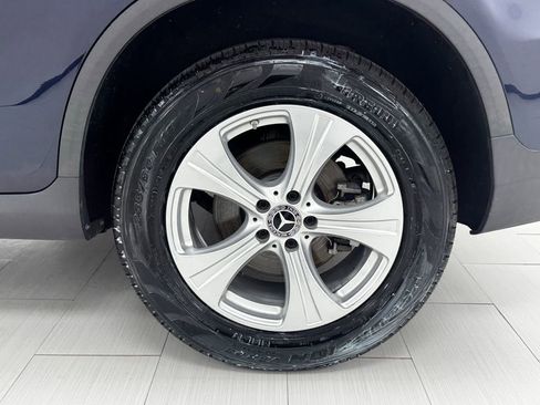 Used 2018 Mercedes-Benz GLC 300 4MATIC image 41