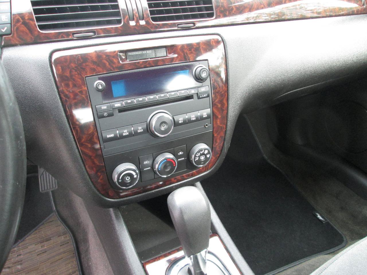 Used 2012 Chevrolet Impala LS FWD image 19