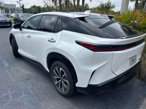 Used 2024 Lexus RZ 450e Premium w/ Cold Area Package AWD/4WD image 5