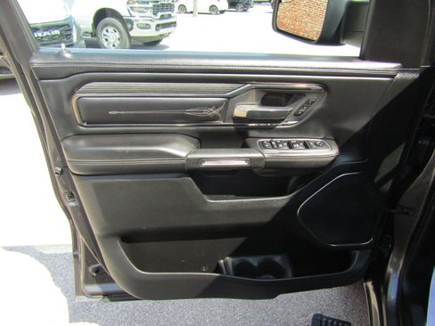 Used 2021 RAM 1500 Limited w/ Body Color Bumper Group image 24