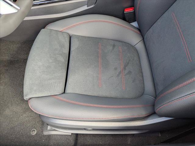 Used 2026 Mercedes-Benz CLA 250 image 4