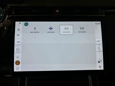 New 2026 Land Rover Range Rover Velar Dynamic SE image 15