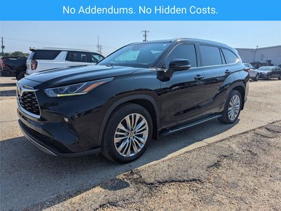 Used 2024 Toyota Highlander Platinum