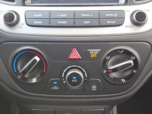 Used 2022 Hyundai Accent SEL image 14