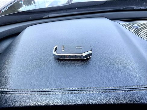 Used 2022 Kia Telluride EX FWD image 12